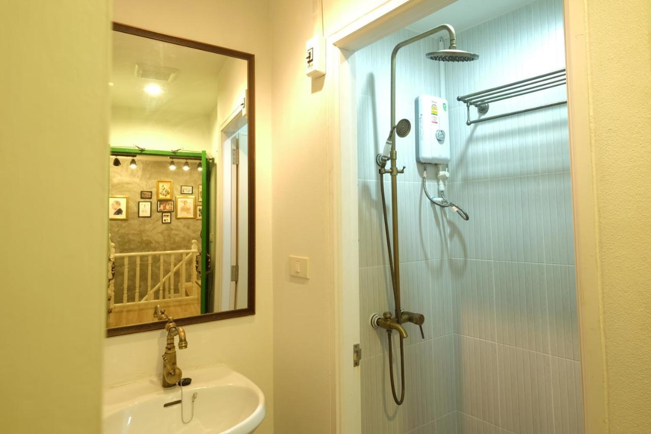 Ratana Boutique Hostel Bangkok Ngoại thất bức ảnh